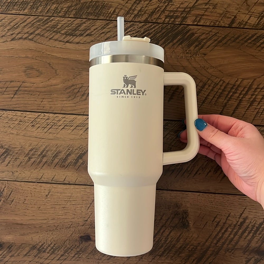 Stanley 40oz Quencher